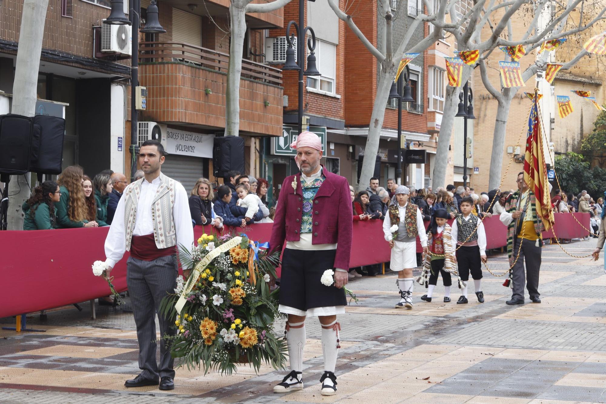 Una ofrenda emocionante en memoria de la dana en Aldaia