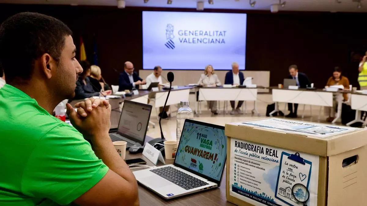 La huelga educativa entra en su noveno día con el dialógo roto tras una reunión fugaz de solo 12 minutos