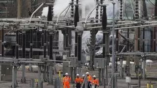 ¿Qué son las subestaciones eléctricas que han causado el cierre del aeropuerto de Londres?