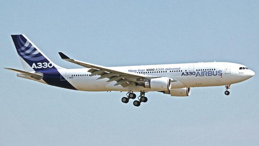 Die Airbus A330 ist der größte Flieger, der Touristen nach Mallorca bringt.