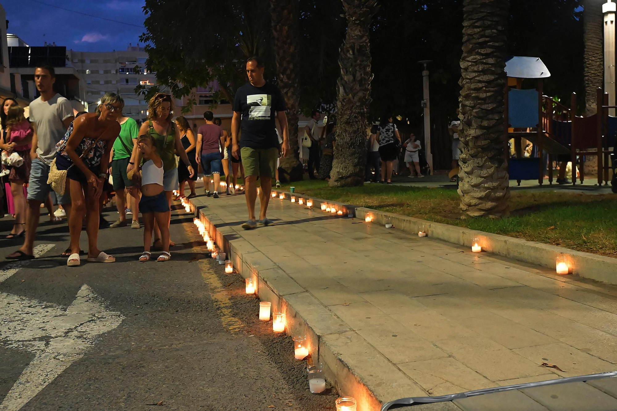 La conmemoración de los cien años de la llegada del alumbrado público en el barrio de San Gabriel, en imágenes