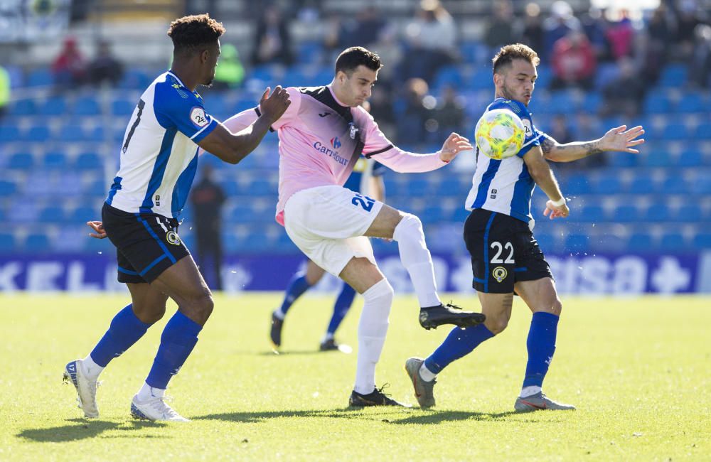 El Hércules desperdicia la ocasión y no pasa del empate ante el AE Prat.