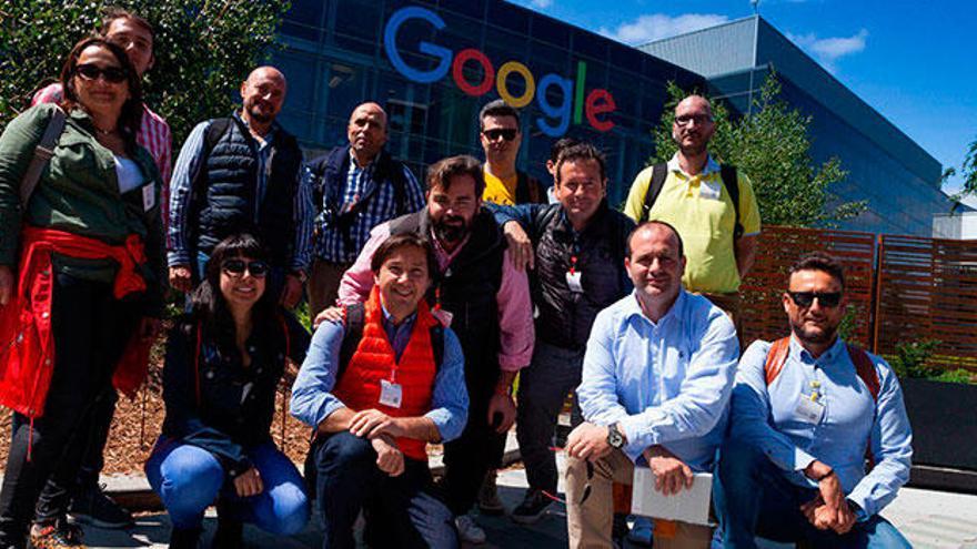 Alumnos de la última edición del Silicon Valley Experience en su visita a Google.