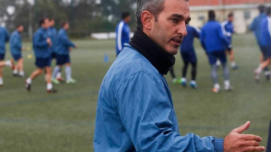 Pablo Lago durante un entrenamiento en Miranda.