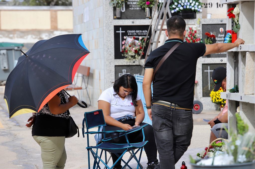 Cementerio de Nuestro Padre Jesús de Espinardo en el día de Todos los Santos