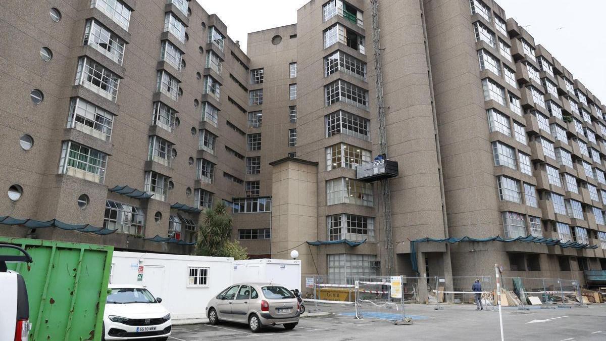 La Residencia Mixta de Gijón, en el barrio de Pumarín.
