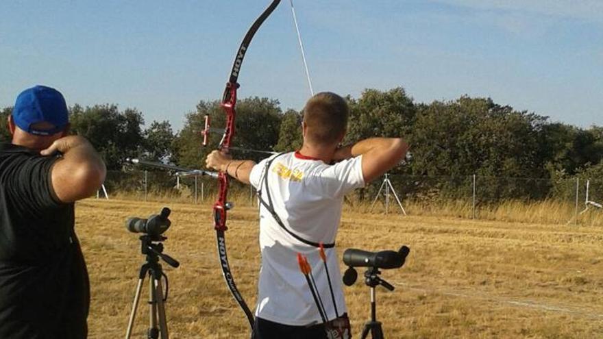 &quot;Los mejores arqueros de España son de Cáceres y no pueden entrenar aquí&quot;