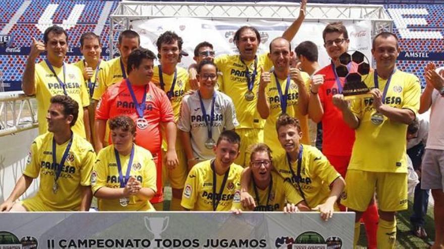 El equipo EDI, campeón en València
