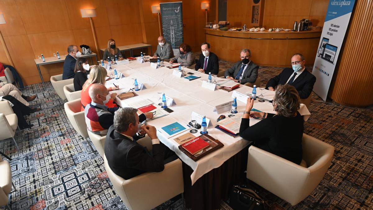 Mesa de expertos en salud laboral celebrada el pasado jueves en Valencia.