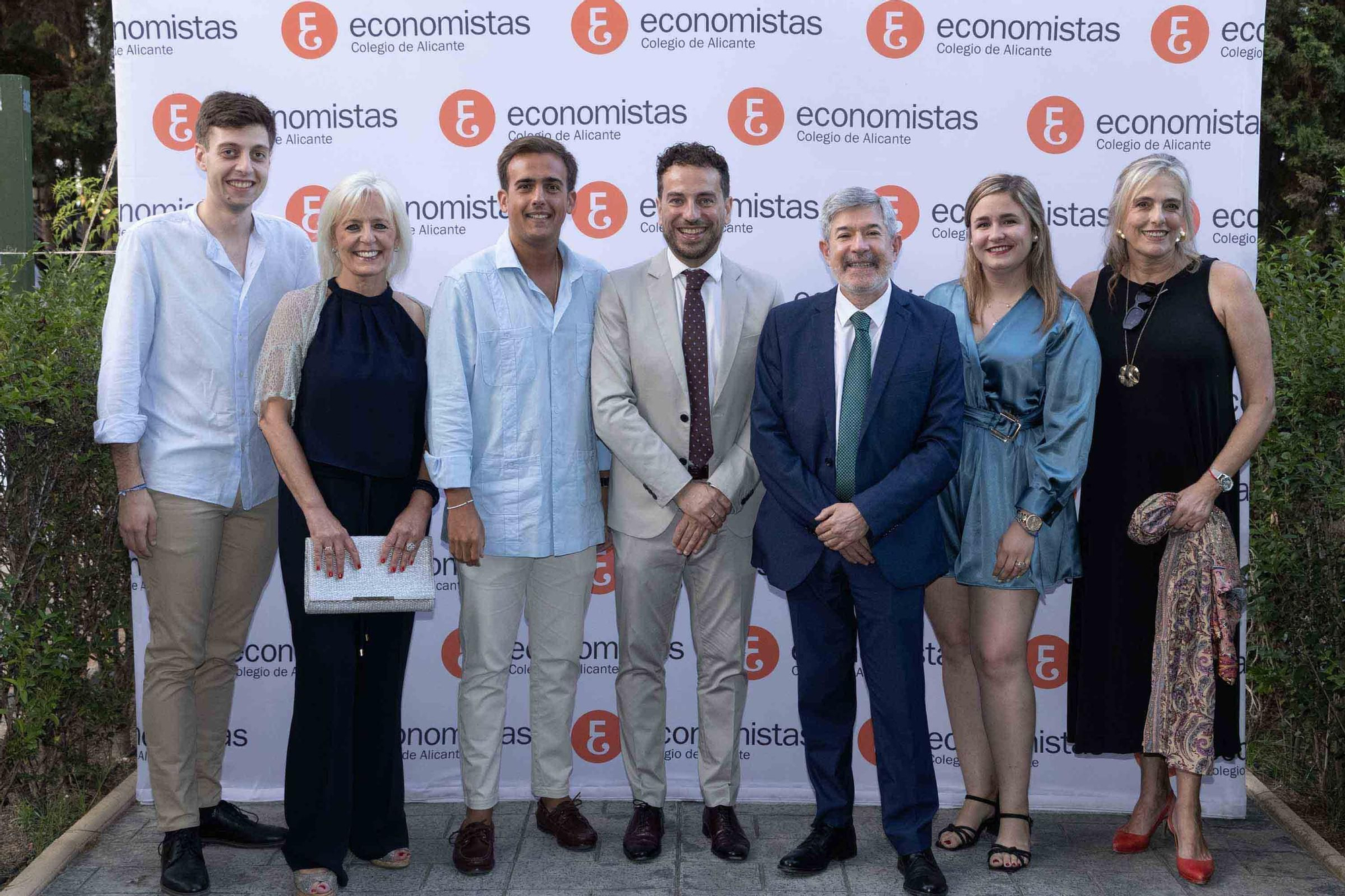 El Colegio de Economistas de Alicante celebra su cena anual en honor a su patrón