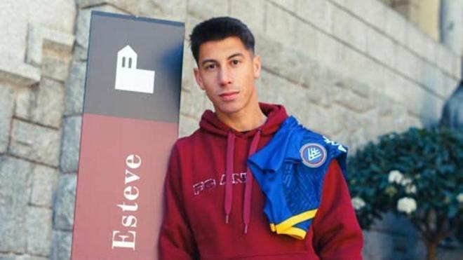 El Real Oviedo negocia por Dani Villahermosa para su centro del campo