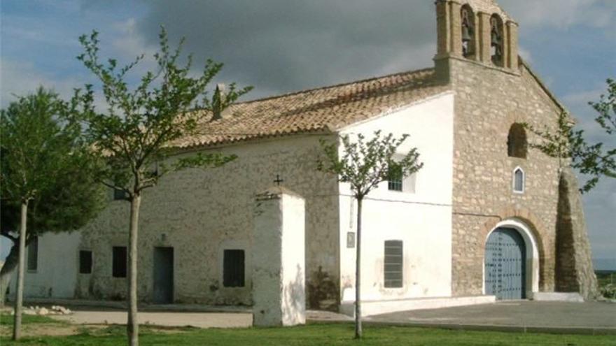 Ermita existente junto a la zona verde de la antigua balsa de San Antonio.