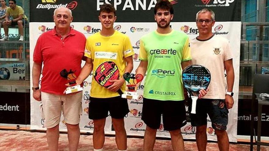 Paula Josemaría, campeona de España y Teo Zapata, subcampeón