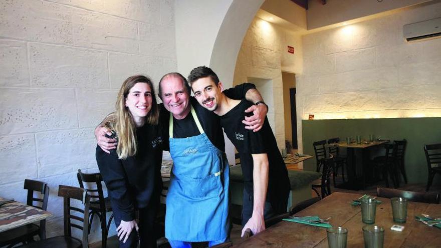 Juanjo Ramírez, seine Tochter Paula und sein Sohn Carlos im La Mujer de Verde.