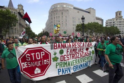 La manifestación de 15M desemboca en la ocupación de un edificio en Barcelona