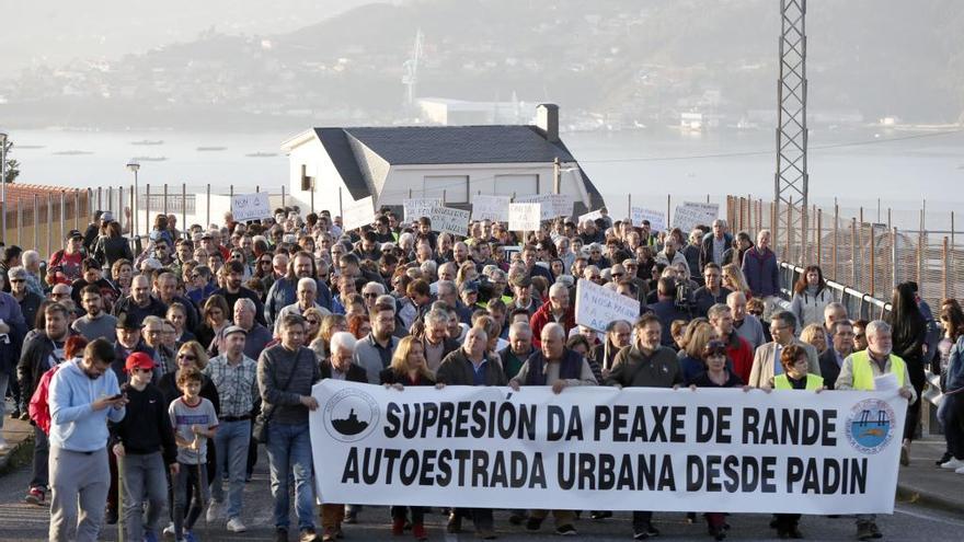Movilización de vecinos de Teis y Chapela en febrero para exigir el fin del peaje de la AP-9 entre Vigo y Redondela.