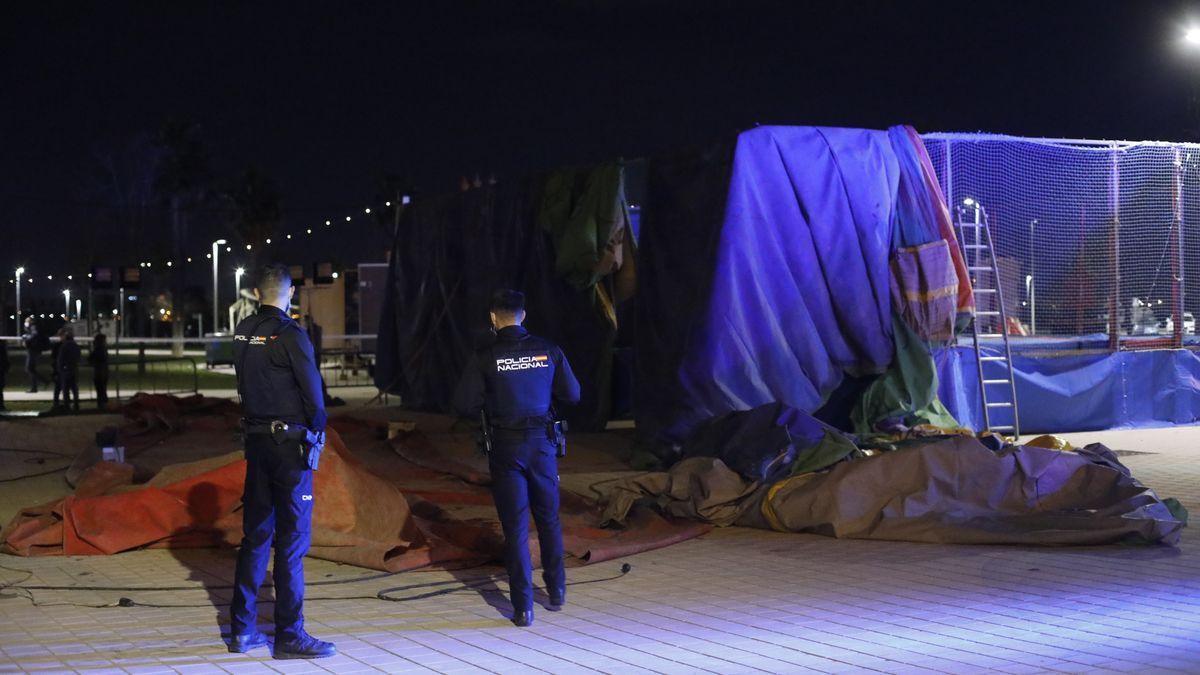 Grave accidente en la feria de Mislata al volarse un castillo hinchable.