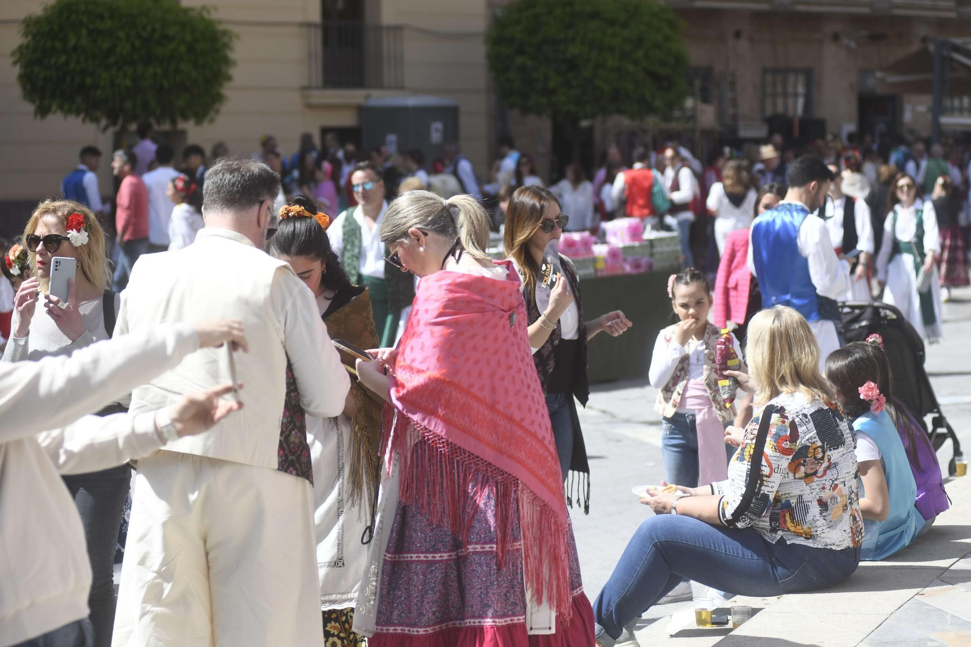 Ambiente en las calles del centro de Murcia durante el Bando de la Huerta (II)