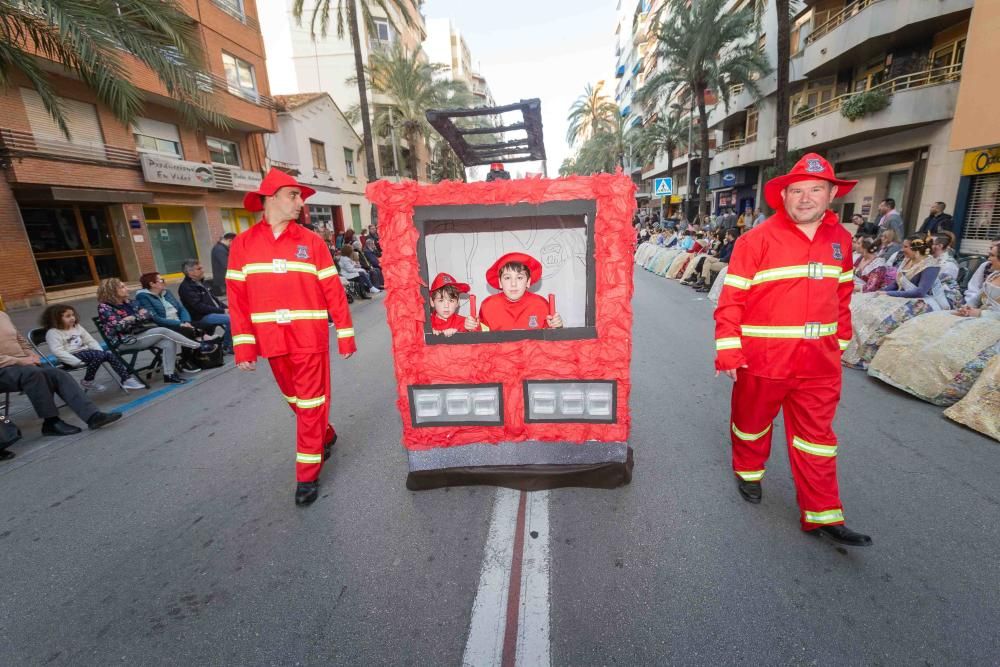 Cabalgata de disfraces de las Fallas de Gandia