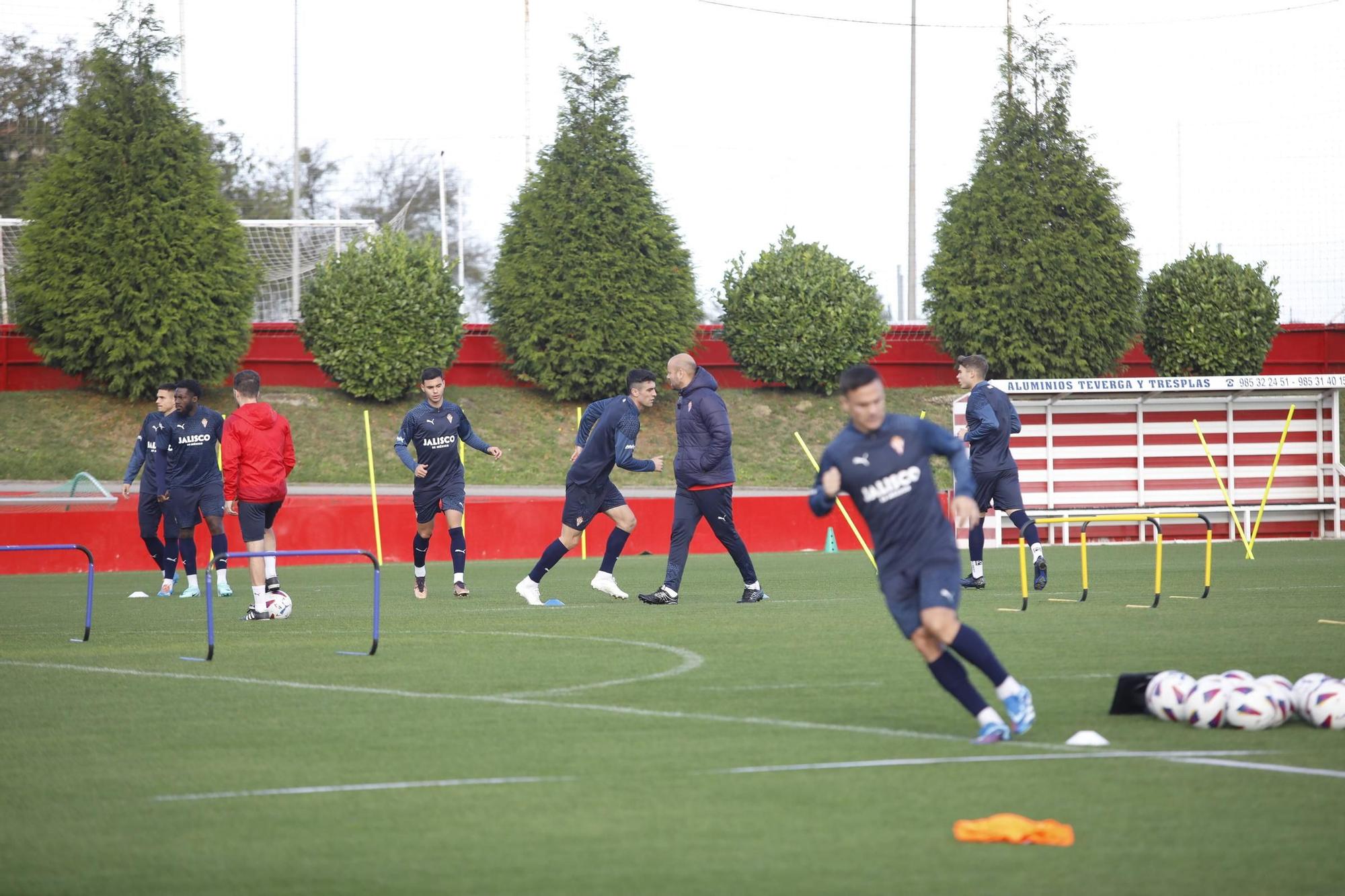 El Sporting vuelve a entrenar después de la victoria en Villareal (en imágenes)