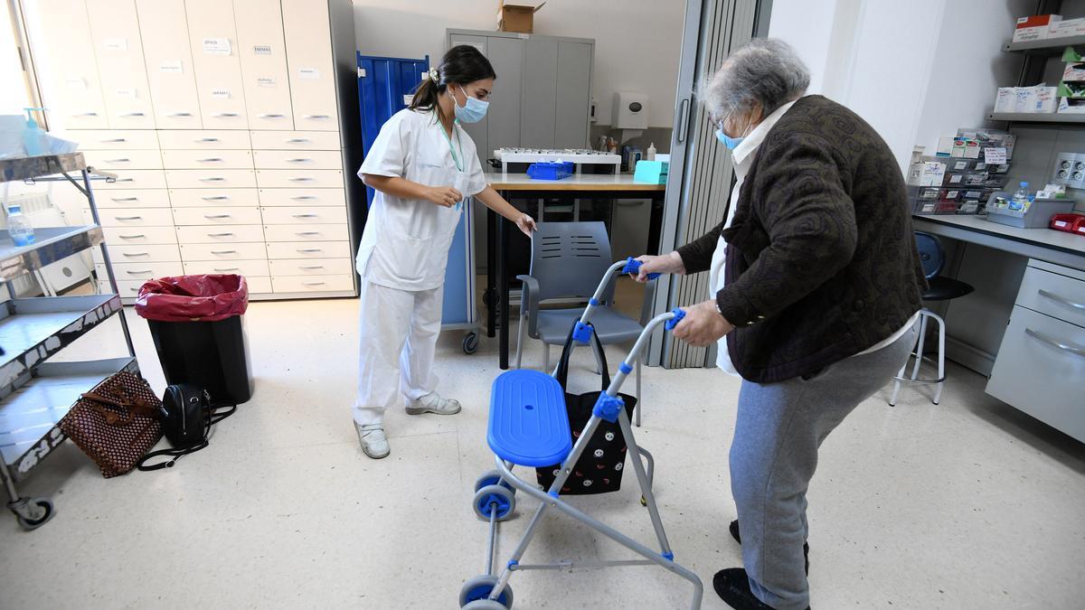 Vacunación en la residencia de mayores de Pontevedra.