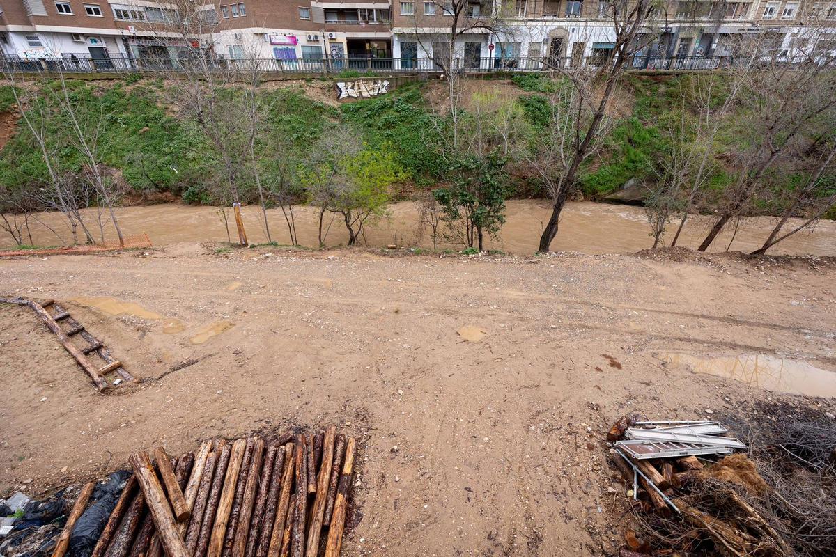 En imágenes I El río Huerva, a su paso por Zaragoza tras las últimas lluvias