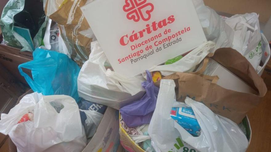 Cáritas supera los 5.000 kilos de alimentos recogidos esta Navidad para ayudar a familias de A Estrada