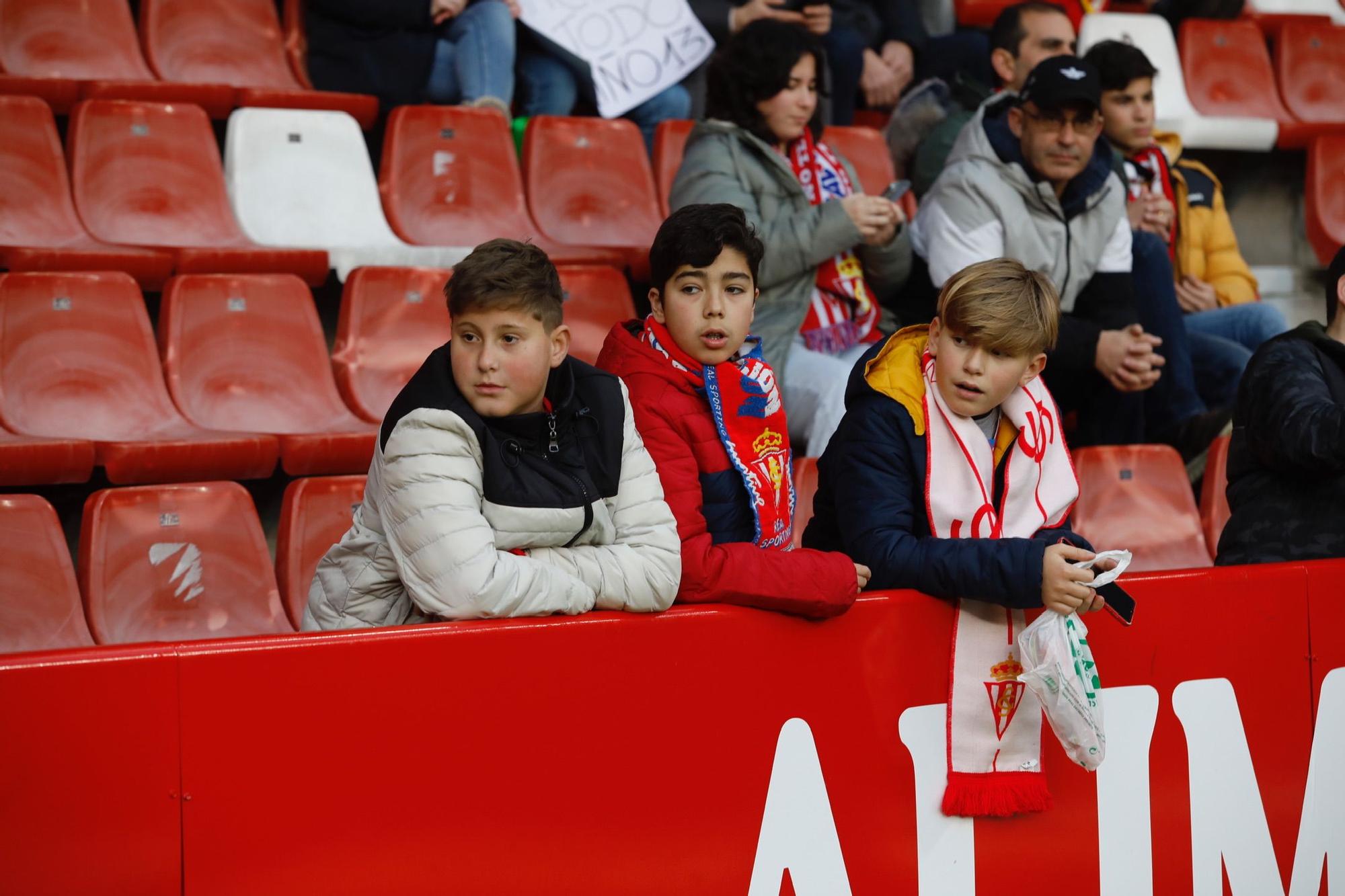 En imágenes: Así fue el Sporting-Málaga disputado en El Molinón