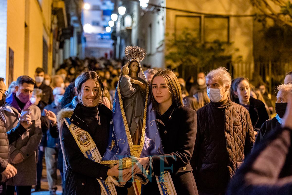 Dos años después de que el mundo se parara por el estallido de la pandemia de coronavirus, las puertas de la iglesia de San Jaime y Santa Ana se han vuelto a abrir al filo de las 5.30 de la madrugada para festejar de nuevo el 16 de Marzo, el día en el que se conmemora la Trobada de la Mare de Déu
