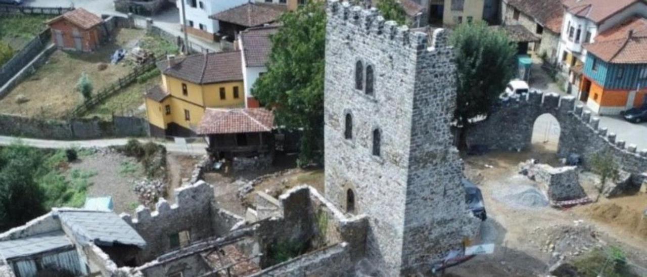 Vista aérea del conjunto de la torre de Soto. | Castrum / J. I. Jiménez