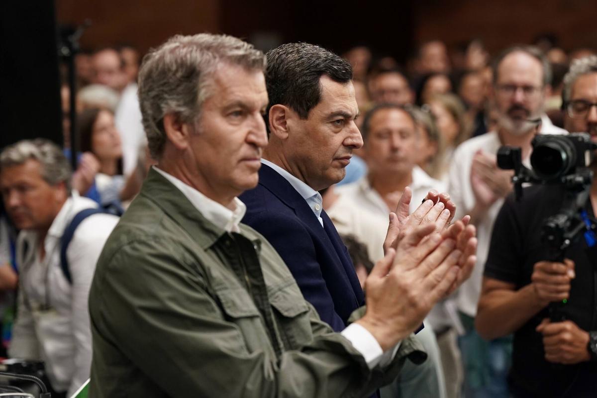 Mitin del candidato a la presidencia de la Junta de Andalucía, Juanma Moreno Bonilla, junto al presidente del PP nacional, Alberto Núñez Feijoo, en Carranque