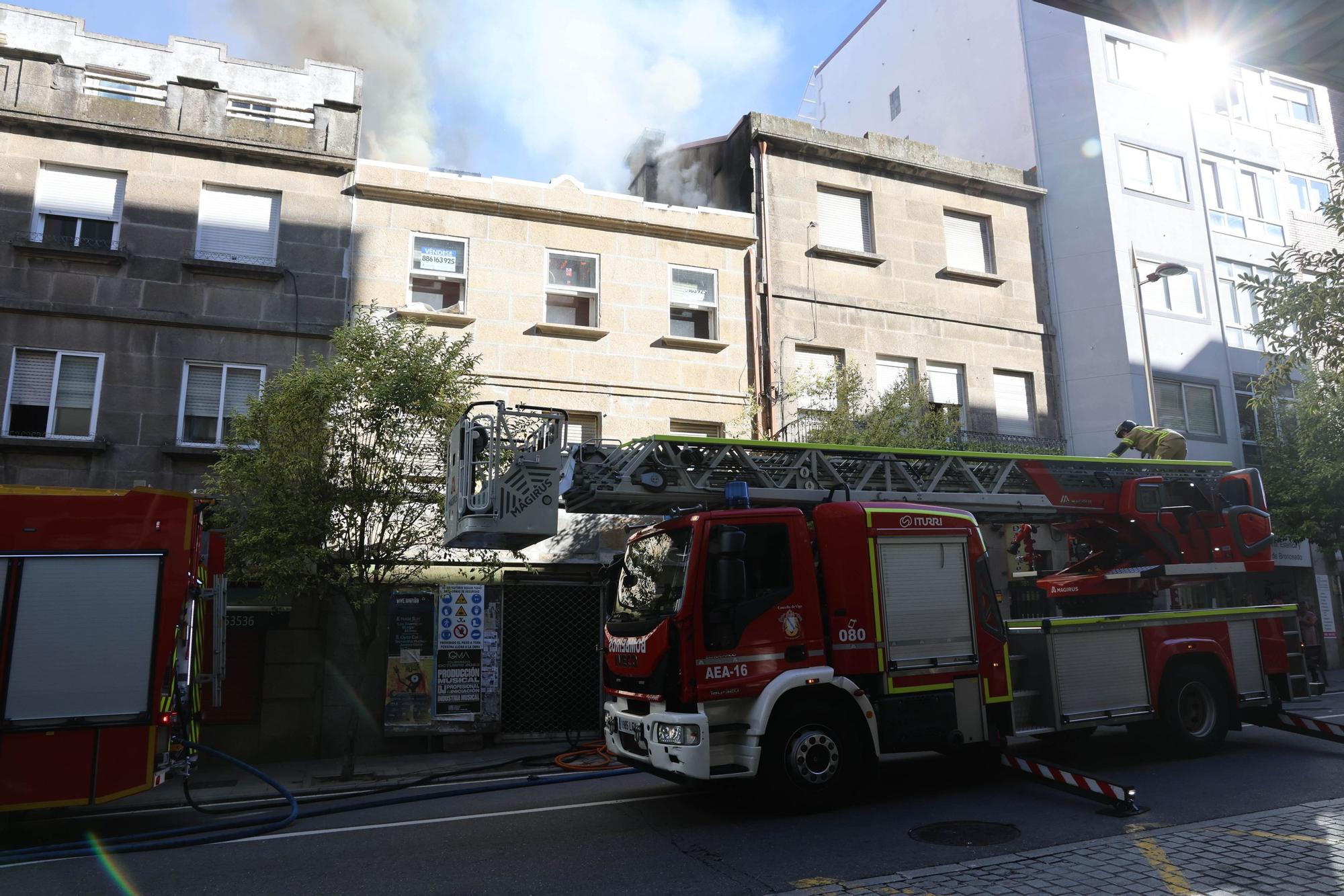 Así fue el incendio que calcinó una vivienda en Sanjurjo Badía