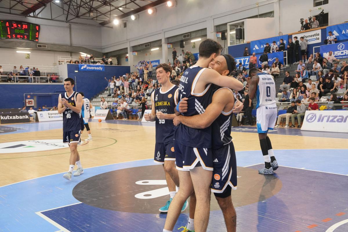 El Alimerka Oviedo Baloncesto suma su segunda victoria en San Sebastián