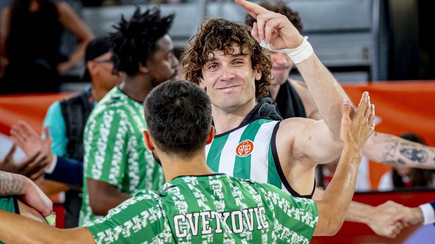 El UCAM ata al ala pívot De la Torre para una plantilla con catorce fichas