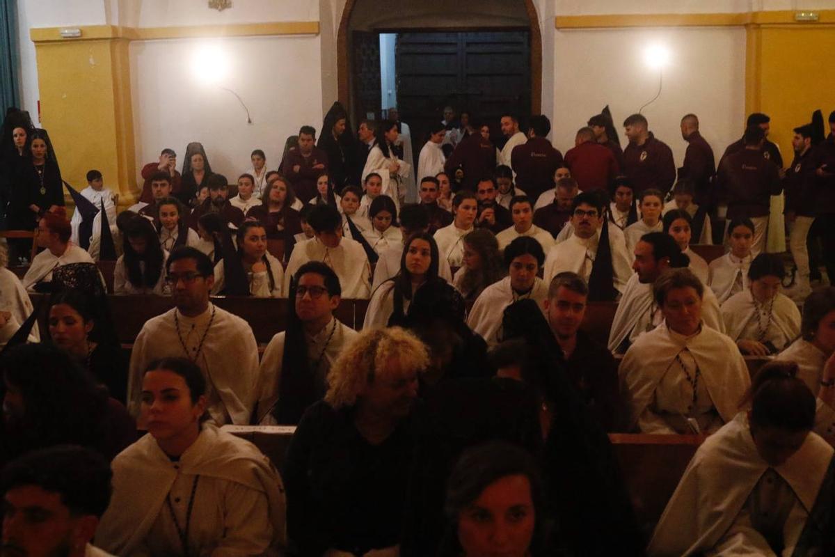 Pasión cierra una noche de Miércoles Santo sin procesiones Pasión cierra una noche de Miércoles Santo sin procesiones