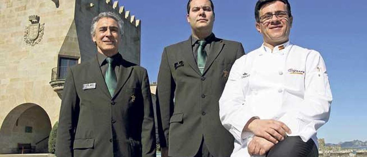 Sergio González, Ramón Raña y el chef Pedro Merino.