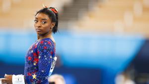 Simone Biles, en uno de los ejercicios.