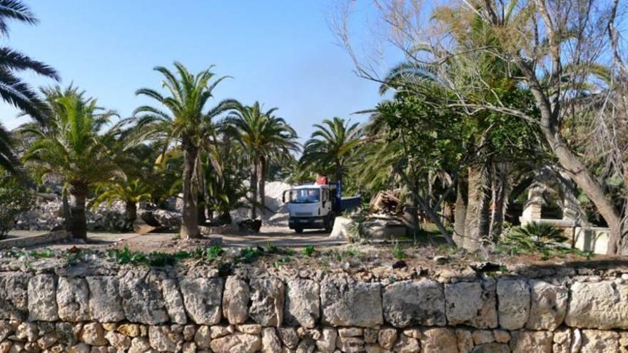 Adiós a un conocido chalé de Porto Cristo