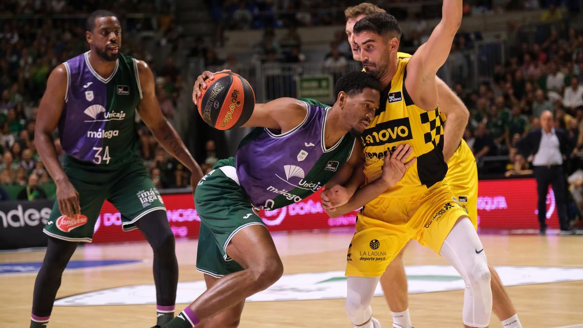 Kameron Taylor debutó con el Unicaja en el Carpena en partido oficial.