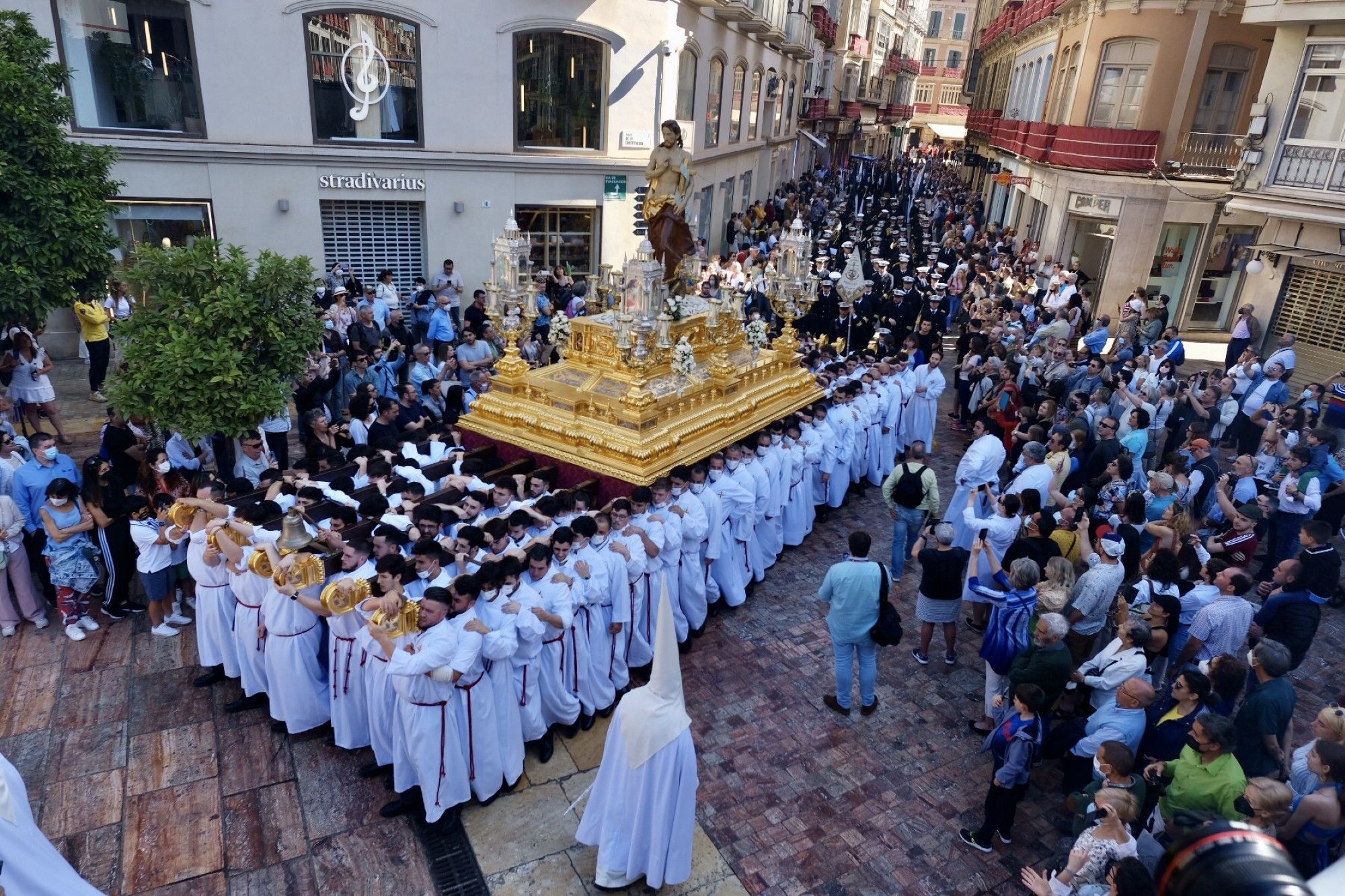 El Resucitado y la Reina de los Cielos cierran la Semana Santa de Málaga de 2022