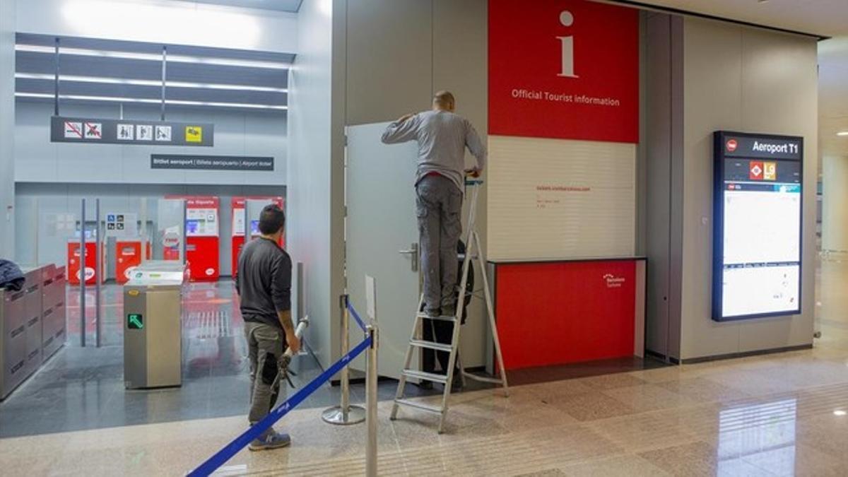 Últimos retoques antes de la inauguración de la estación de El Prat de la L-9 del metro.