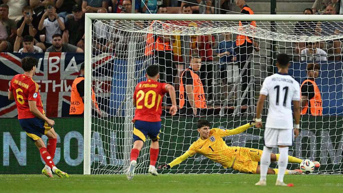 Javi Guerra anotó el solitario gol de España