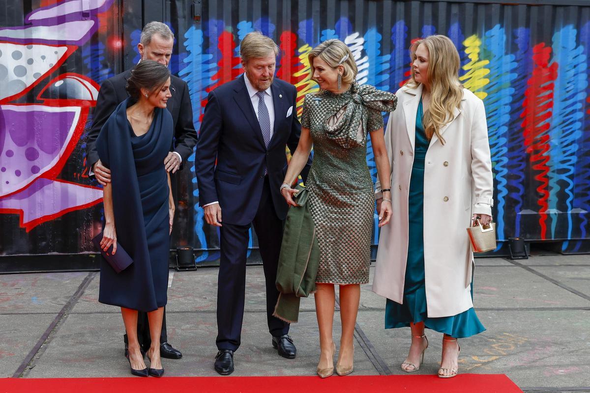 El rey Felipe VI y la reina Letizia, en su último acto en Amsterdam