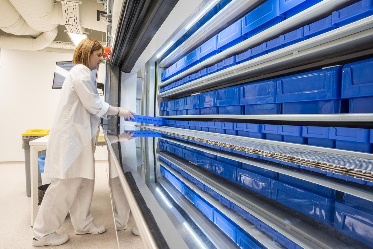 El dispensador de medicaments automatitzat del Servei de Farmàcia d'Althaia