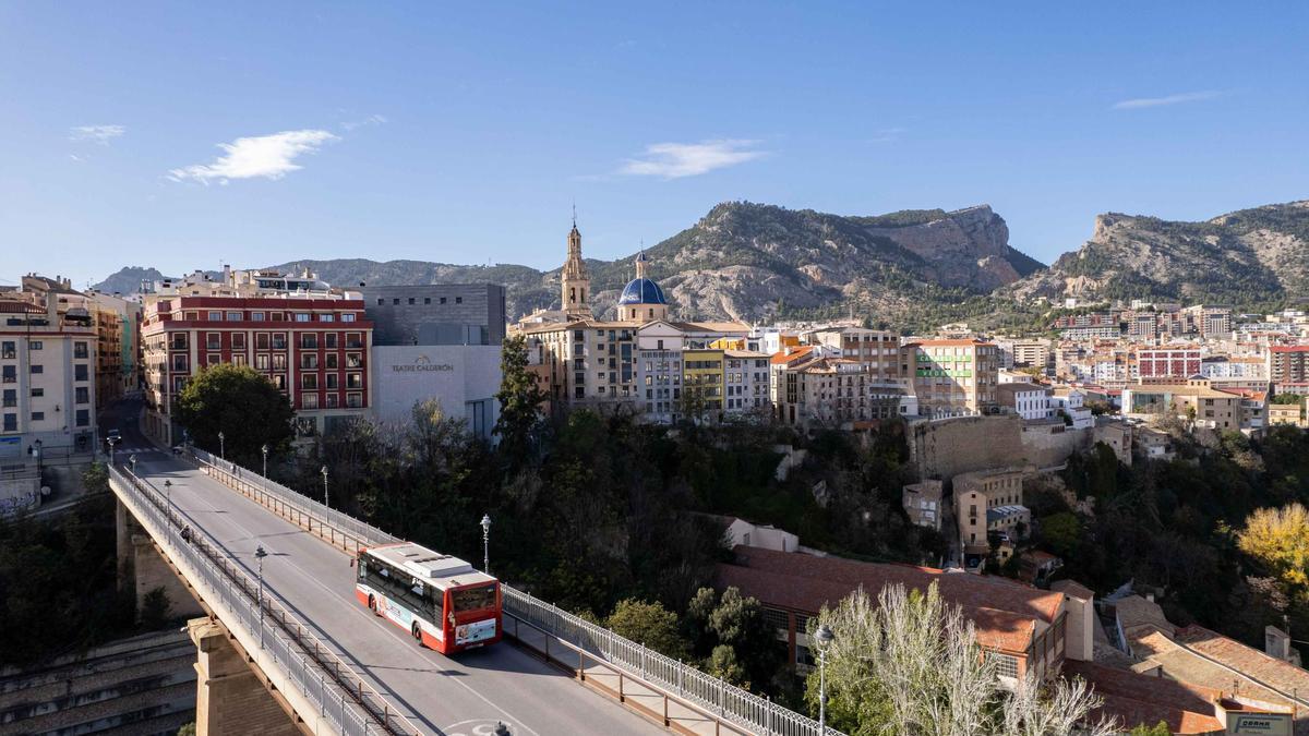 Alcoy prepara un dispositivo especial de movilidad para los Moros y Cristianos.