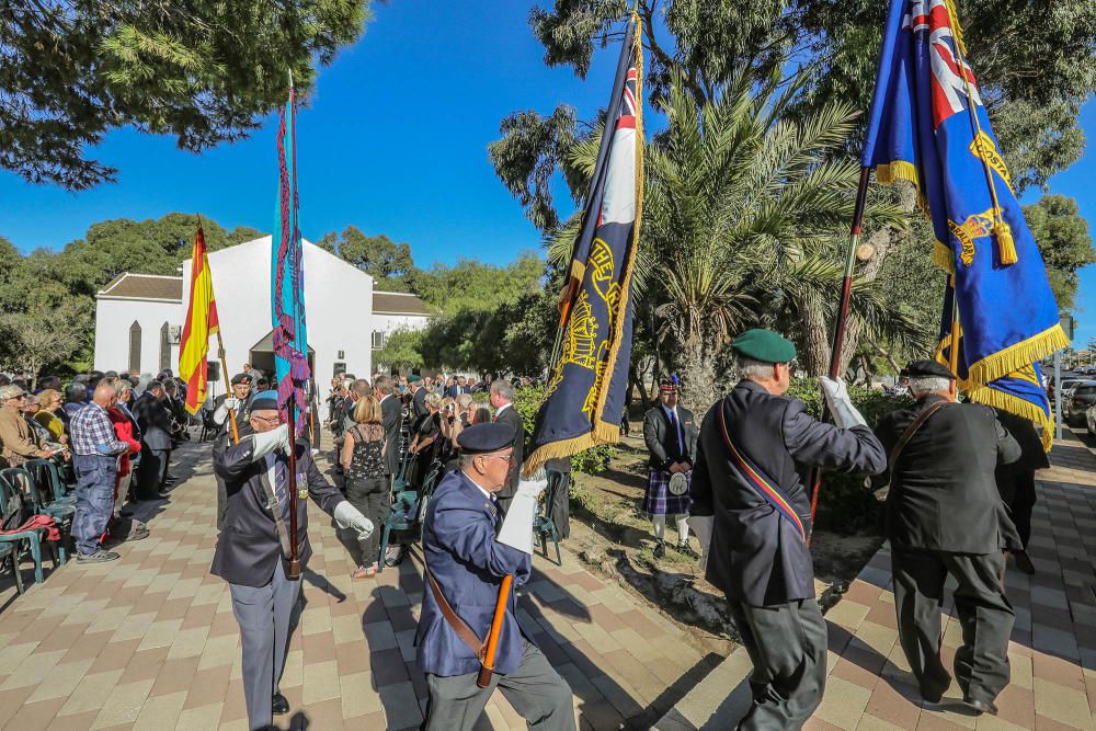 La comunidad británica de Torrevieja celebra el Po