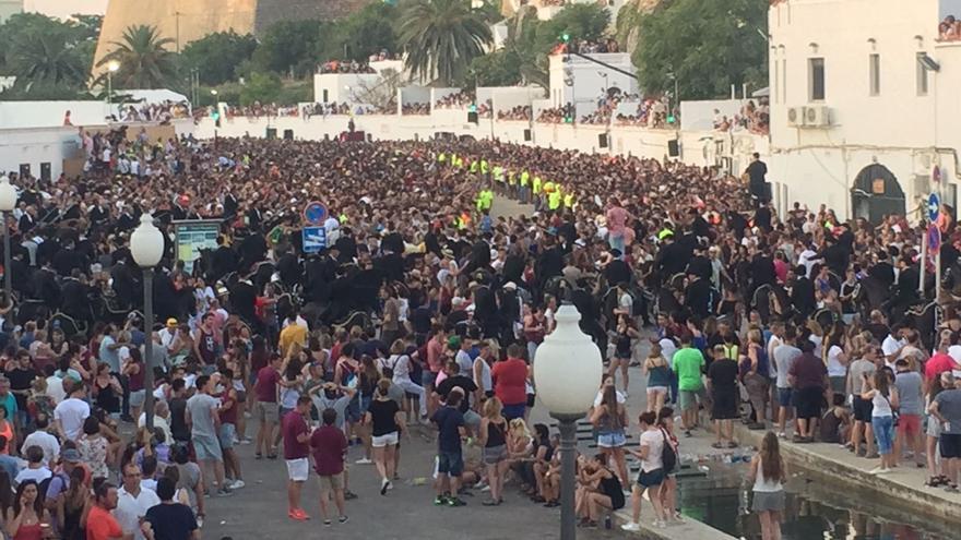 Fiestas de Sant Joan en Ciutadella: Todo a punto para recibir a más de 16.000 mallorquines con ganas de juerga
