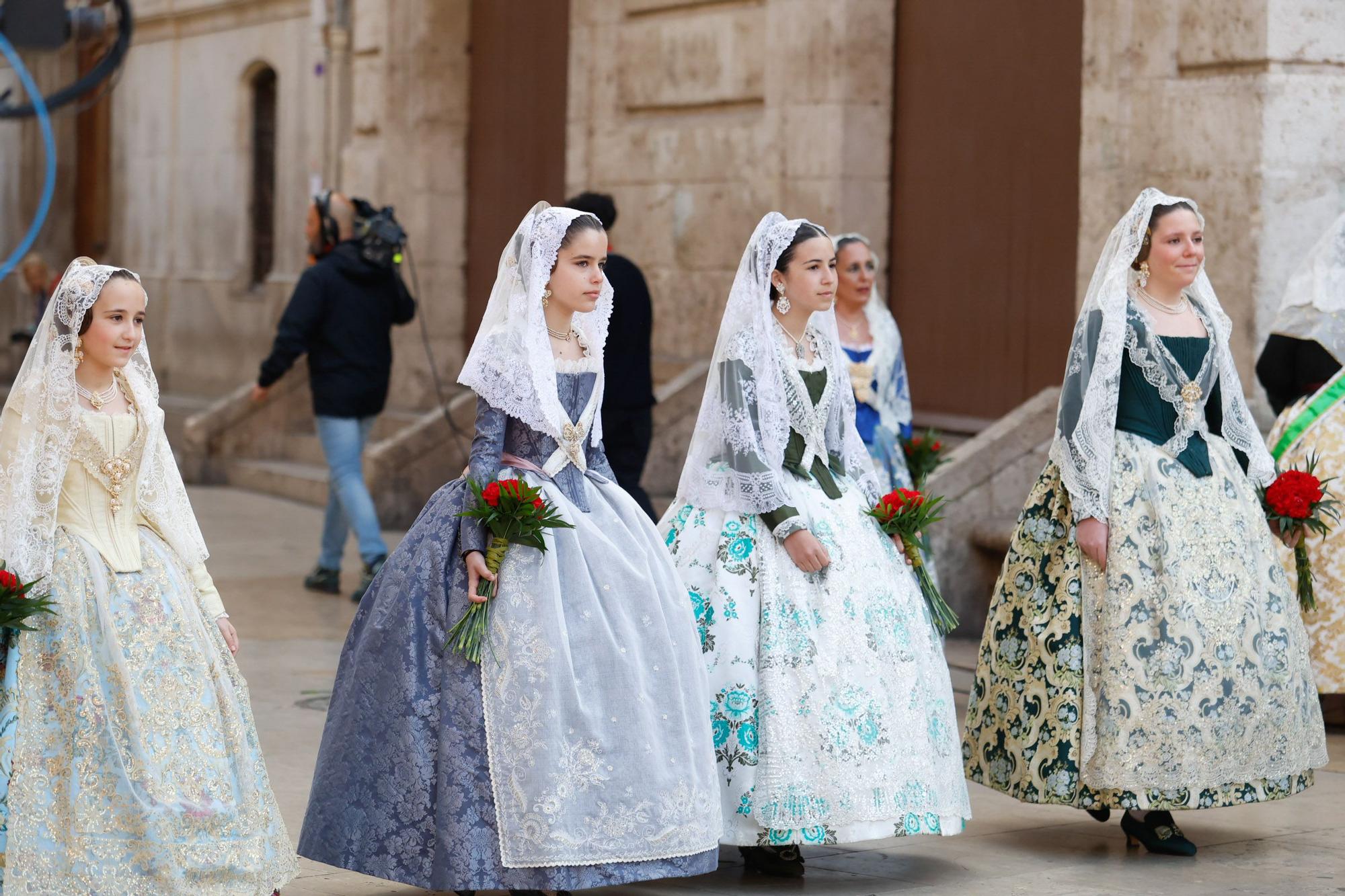 Búscate en el primer día de la Ofrenda en la calle San Vicente entre las 18:00 y las 19:00