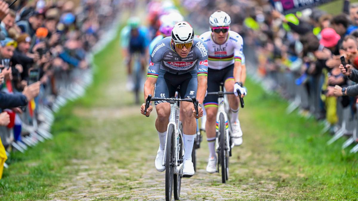 Pogacar y Van der Poel volverán a verse las caras en la París-Roubaix 2026