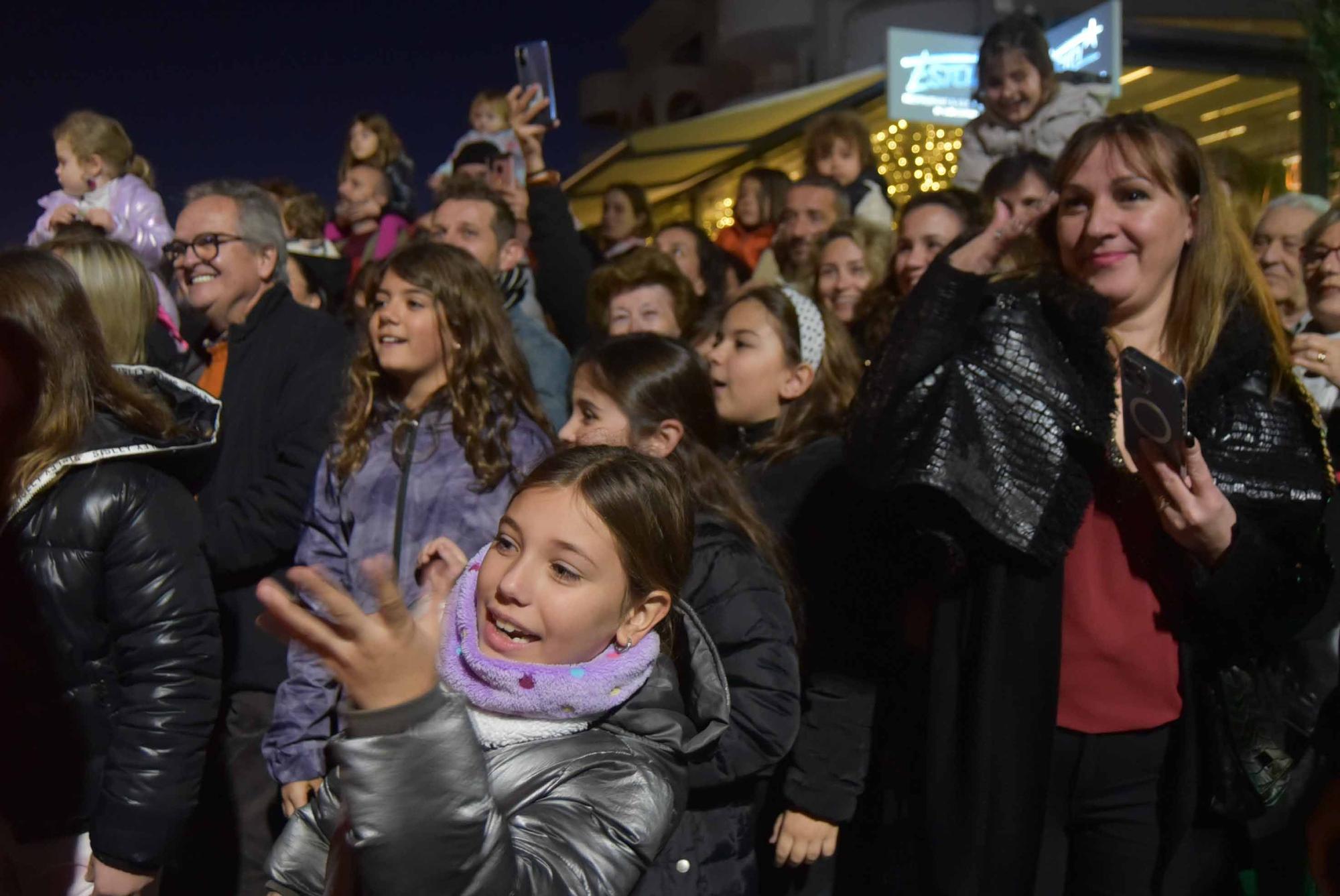 Mira aquí la galería de fotos completa de los Reyes Magos en Santa Eulària